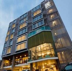 $item['hotel']['name']
