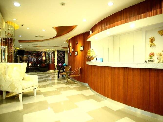 The Sunreno Hotel