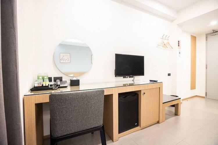 Cubic Bangna Hotel