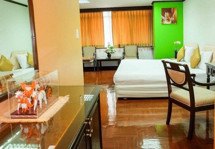 Yellow Ribbon Hills, Boutique Suites