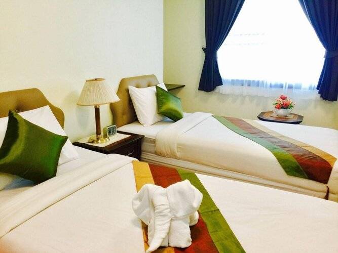 Yellow Ribbon Hills, Boutique Suites
