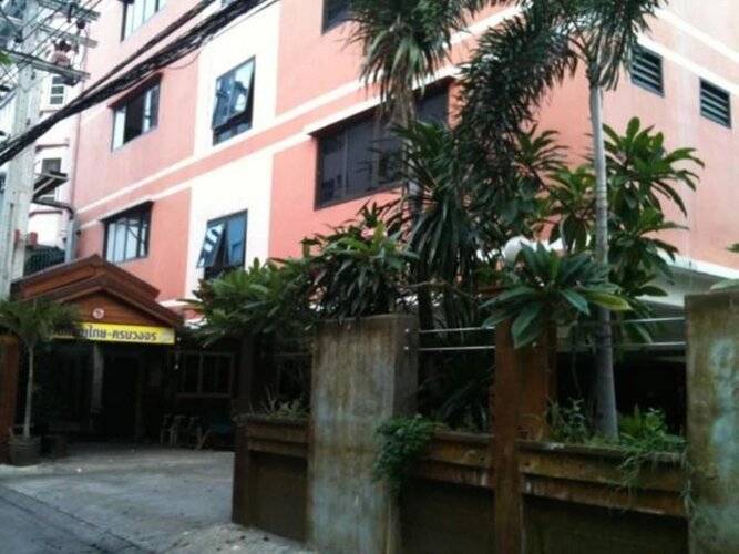 Kaya Place
