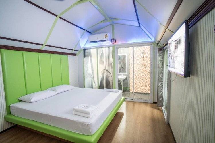 Kurina Hotel