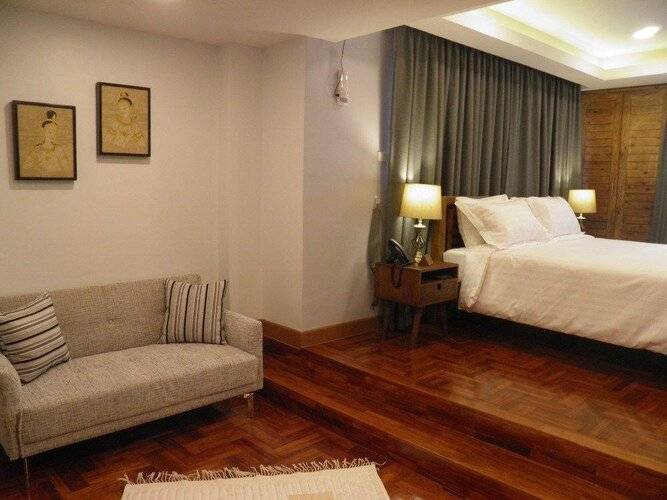 Maneeya Park Residence