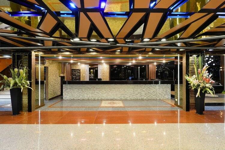 Media Hotel & Residence