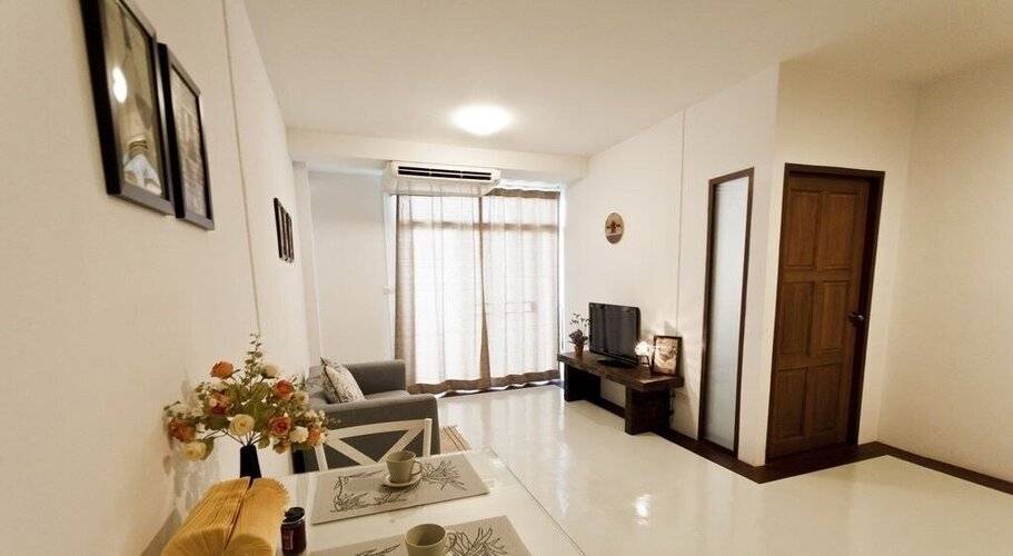 The Meet Green Apartment