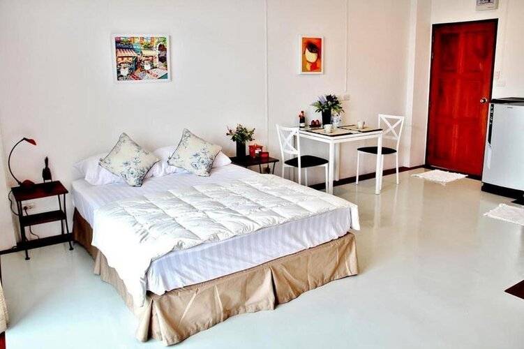 The Meet Green Apartment