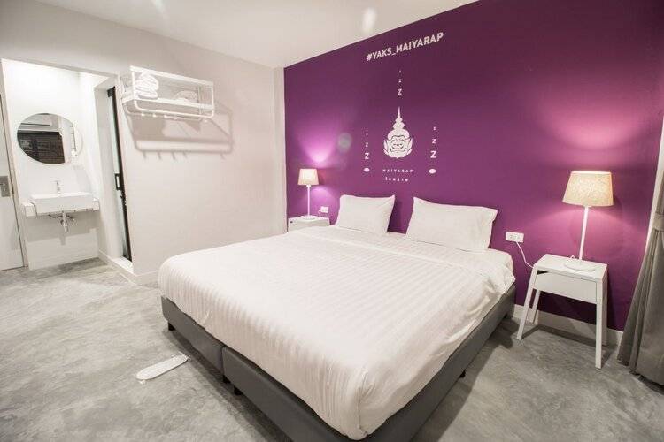 Yaks House Hostel
