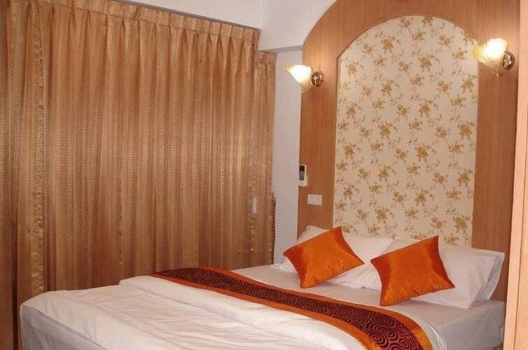Diamond Sweet Hotel
