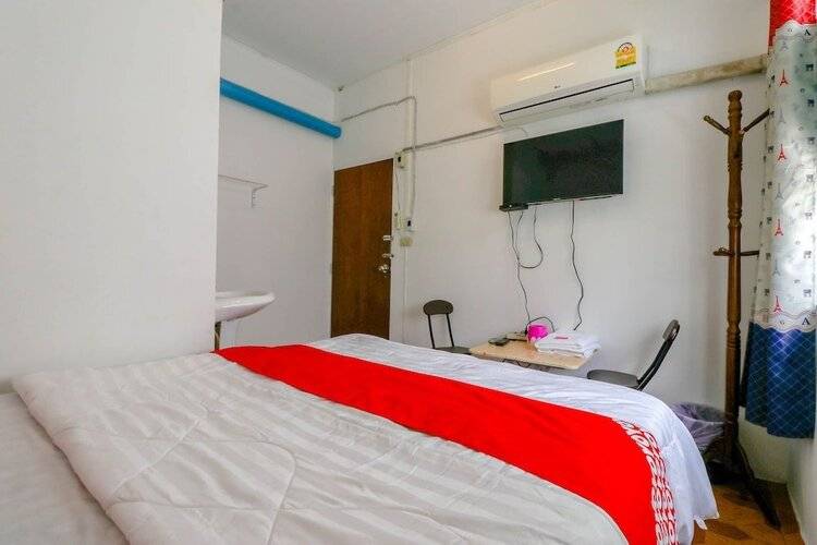 OYO 550 Happyland Guesthouse