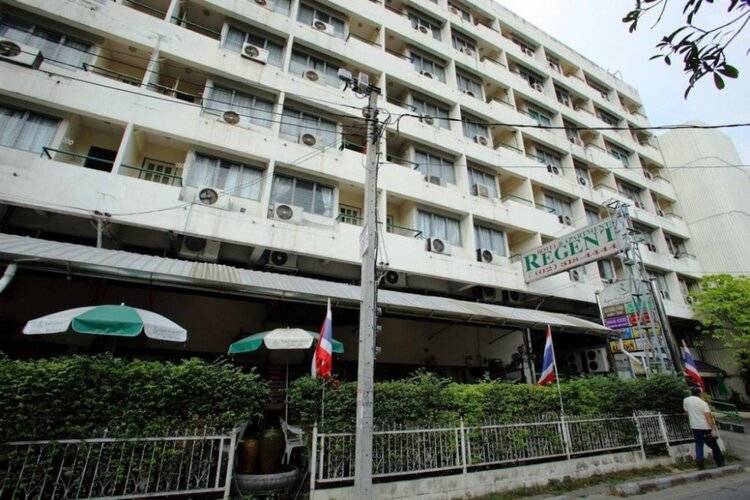 Regent Ramkhamhaeng and Apartment