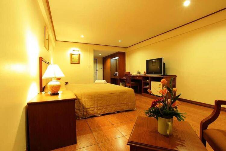 Regent Ramkhamhaeng and Apartment