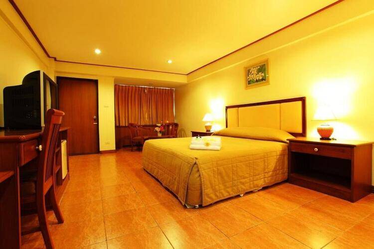 Regent Ramkhamhaeng and Apartment