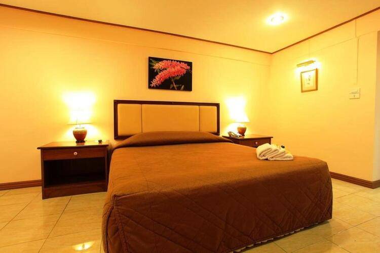Regent Ramkhamhaeng and Apartment