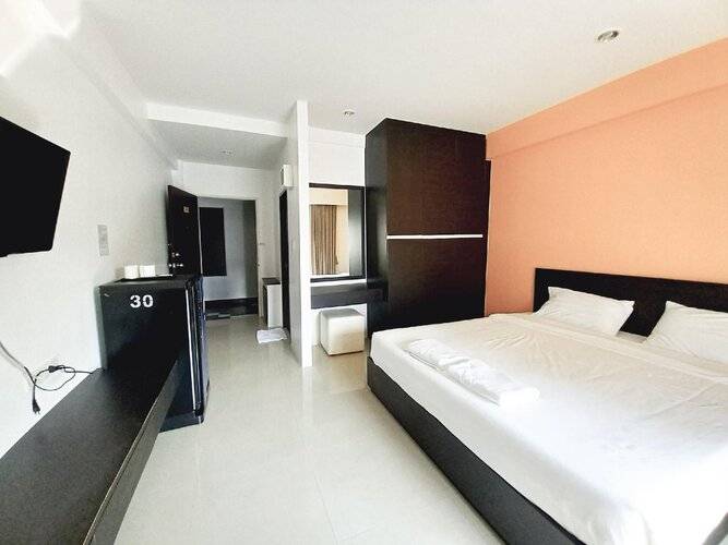 Ruan Plaisoi Apartment