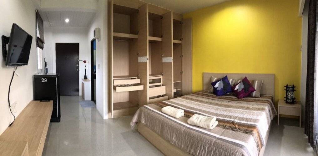 Ruan Plaisoi Apartment