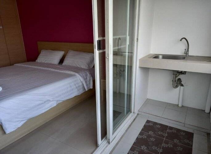 Ruan Plaisoi Apartment