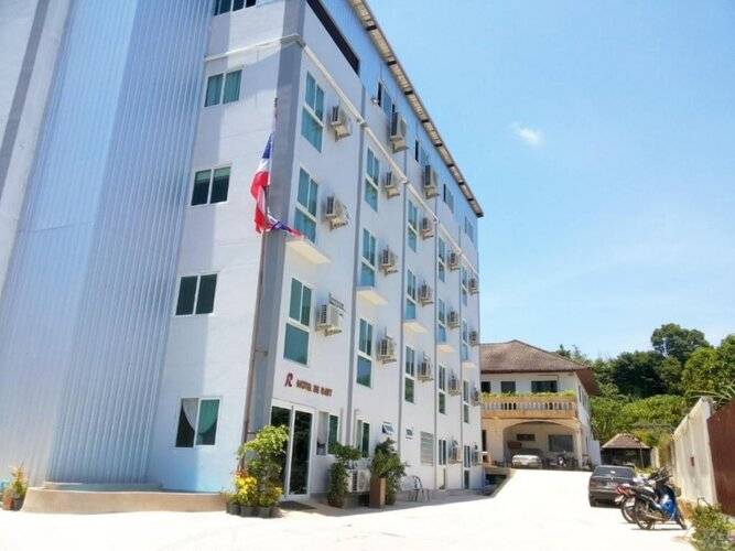 Ruan Plaisoi Apartment