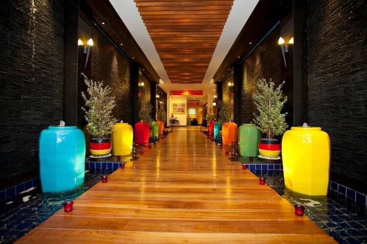 Siam Paradise Entertainment Complex