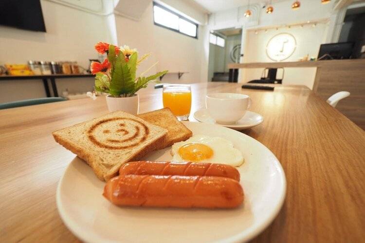 T Hostel at Victory Monument