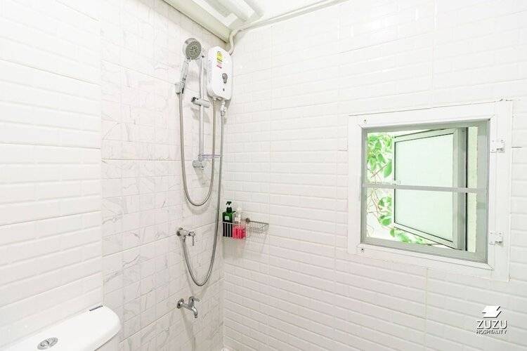 Ze Residence Bang Aor