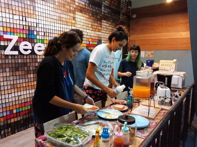 Zee Thai Hostel