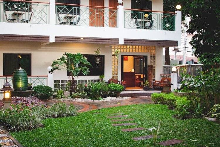 Charlie House Pinklao