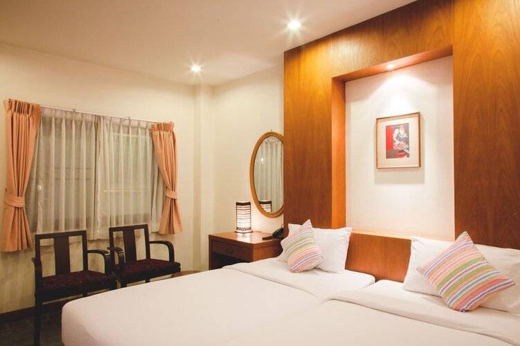 Charlie House Pinklao
