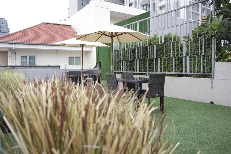 Dazzle Residence