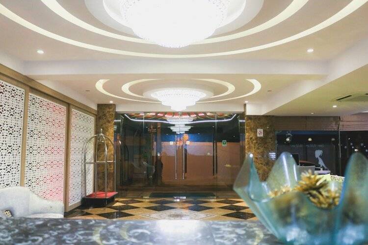 Maverick Ratchada Hotel