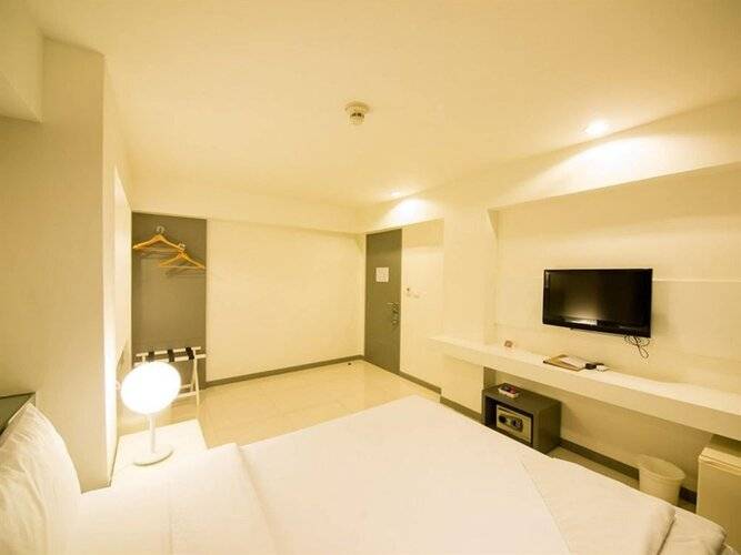 Myhotel CMYK Ratchada