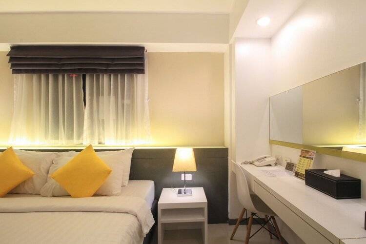 Myhotel CMYK Ratchada