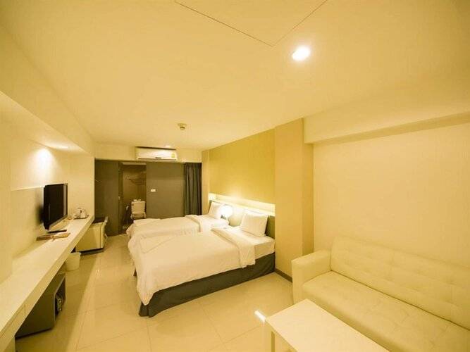 Myhotel CMYK Ratchada