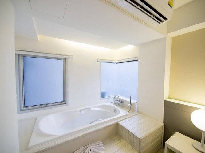 Myhotel CMYK Ratchada