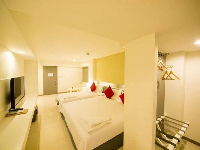 Myhotel CMYK Ratchada
