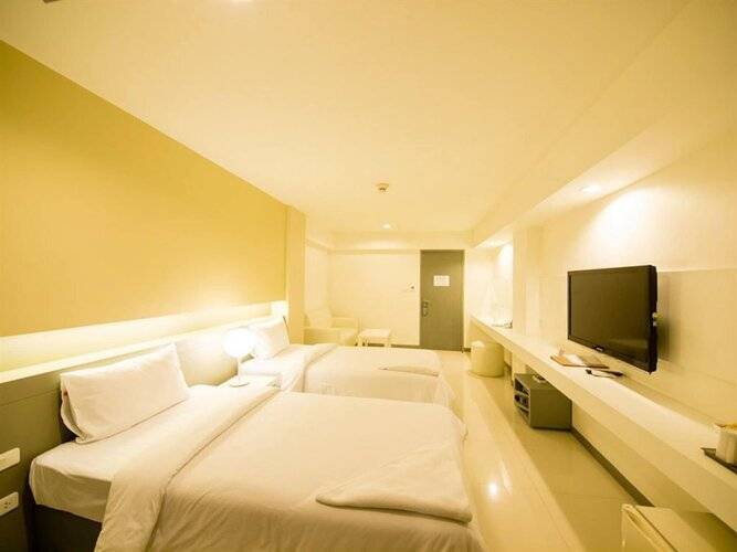 Myhotel CMYK Ratchada
