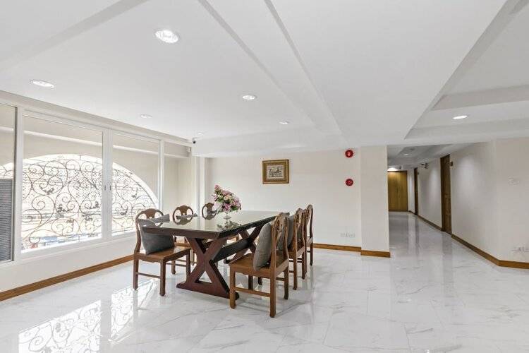 Royale 8 Ville