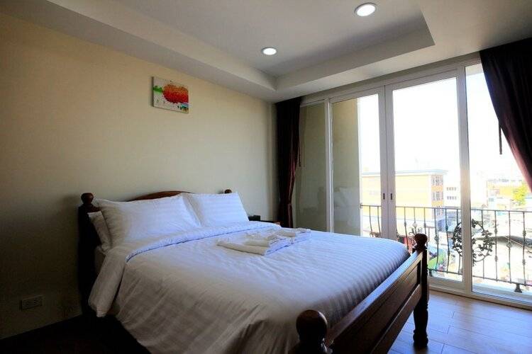Royale 8 Ville