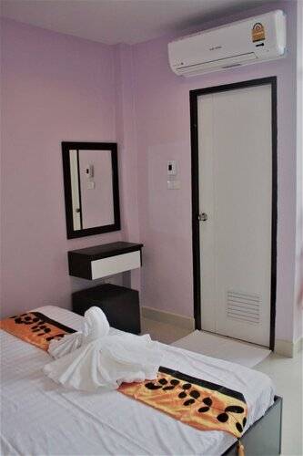 Sampheng Apartment