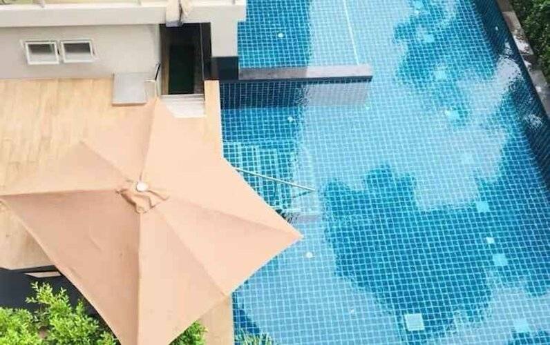 The Lux Ladprao 10