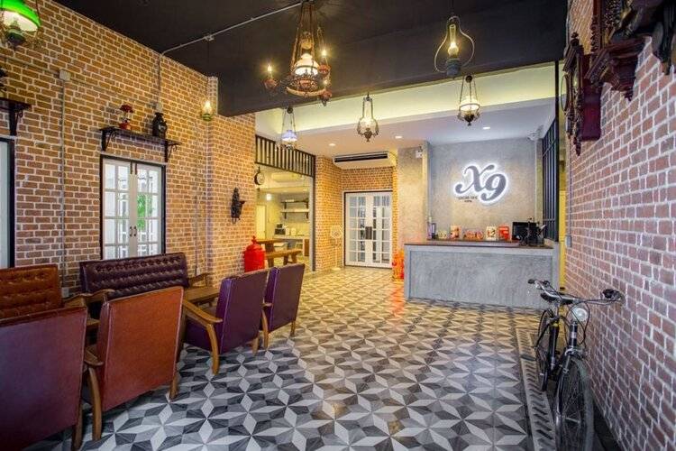 X9Hostel