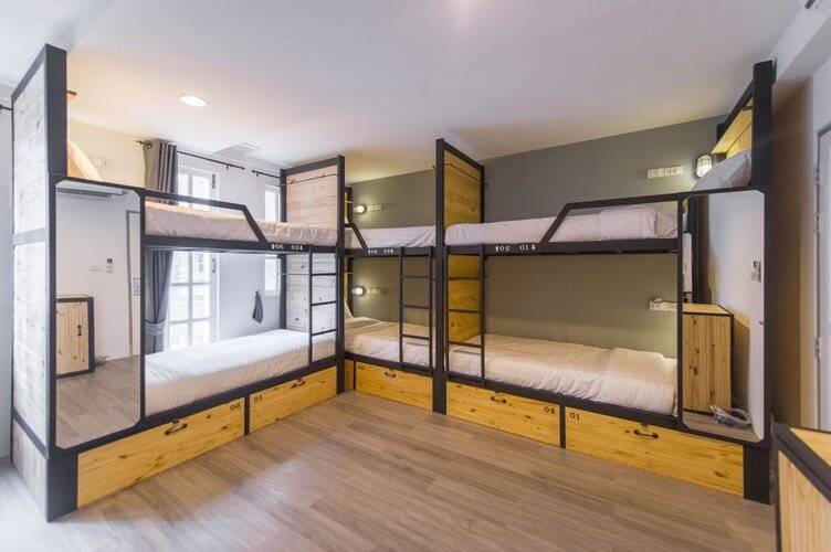 X9Hostel