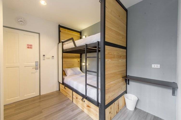 X9Hostel