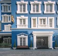 $item['hotel']['name']