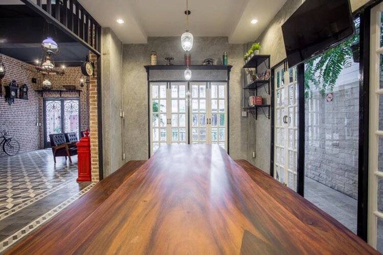 X9Hostel