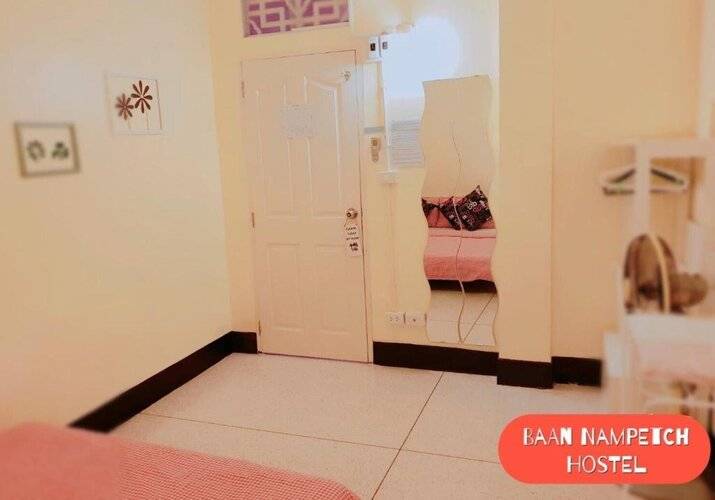 Baan Nampetch Hostel