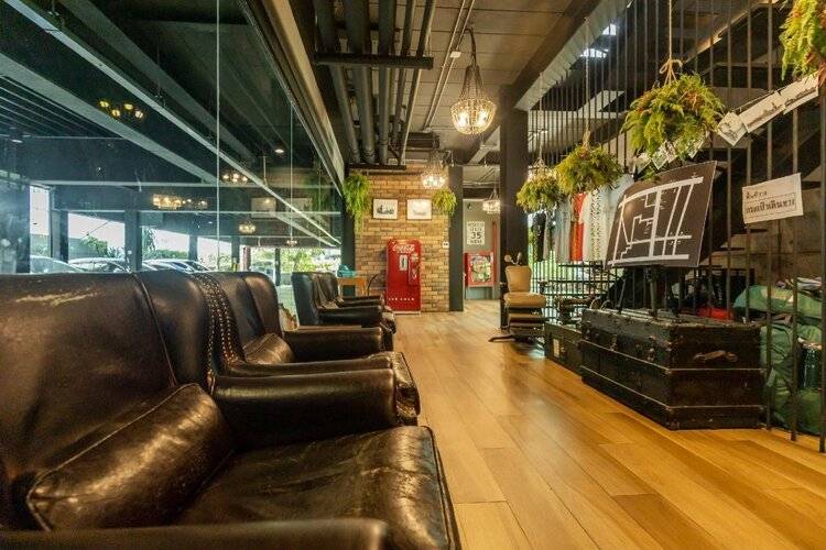 Sleep Box Sukhumvit 22