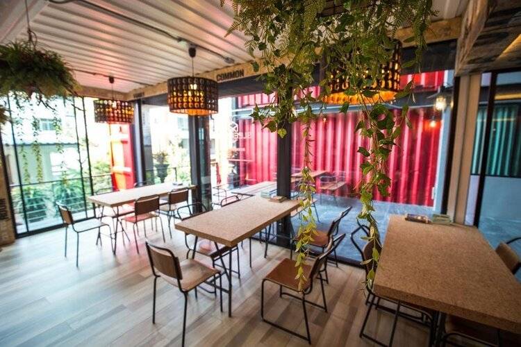Sleep Box Sukhumvit 22