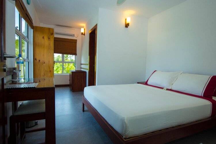 Ariston Dhangethi Inn