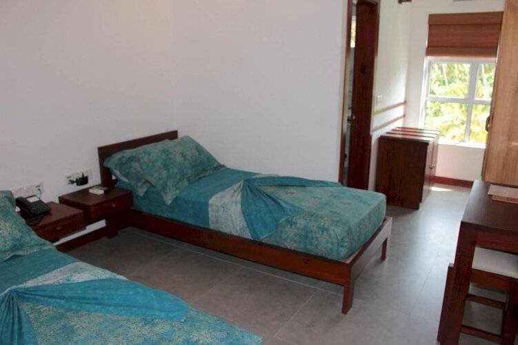 Ariston Dhangethi Inn